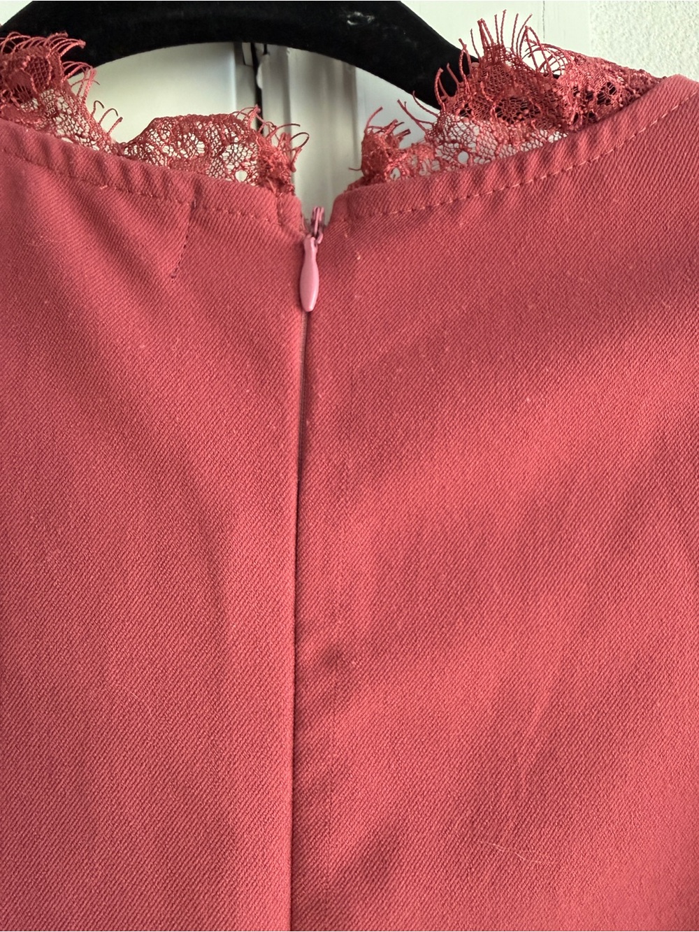 Sleeveless Lace-Trim Jumpsuit in Dusty Rose with Flaws Size Small - Picture 9 of 14